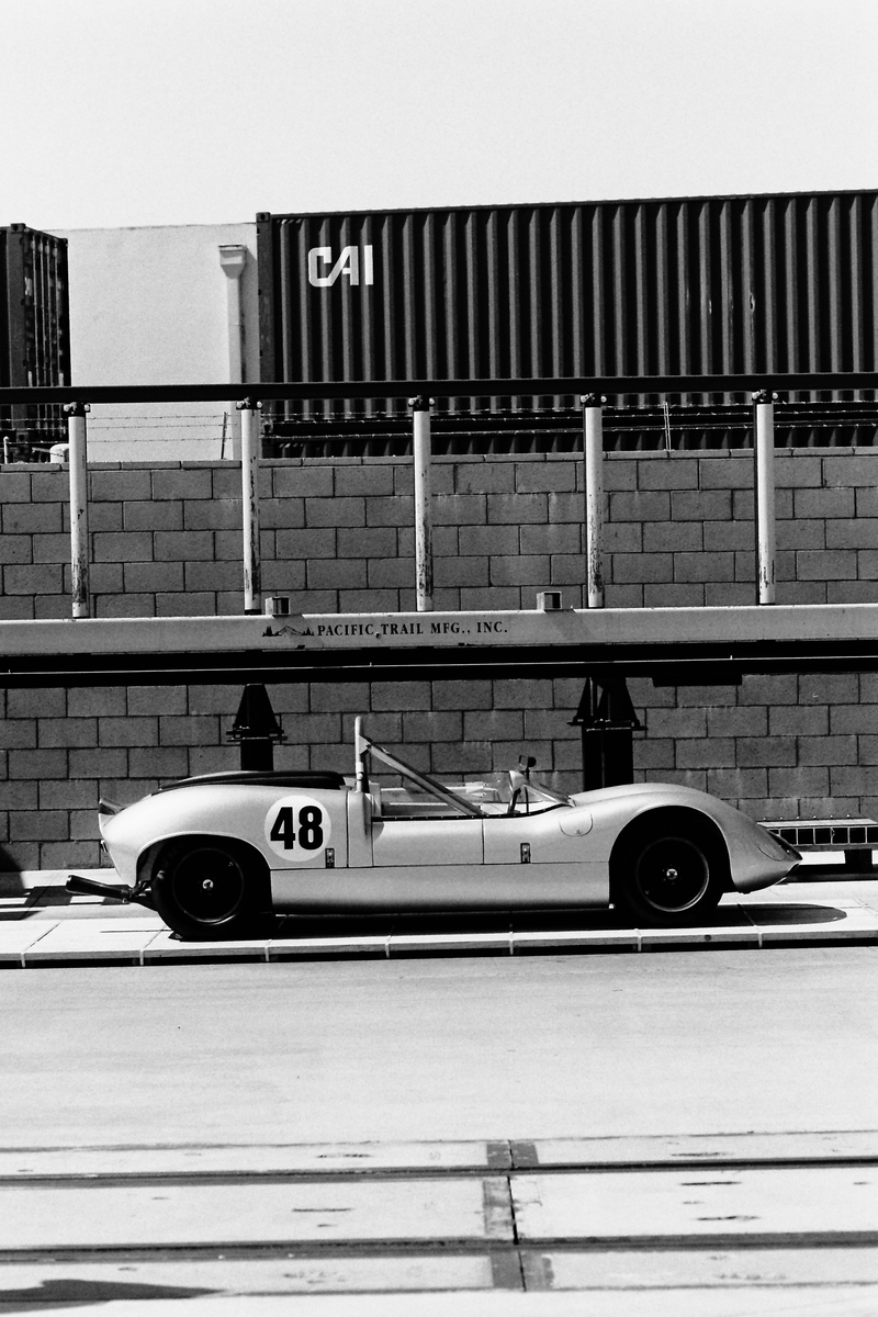 Illustration for article titled Here Are Some Glorious Black And White Photos From Luftgekühlt, The Air-Cooled Porsche Heaven